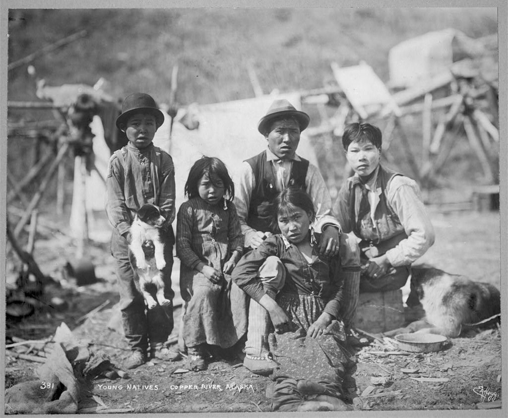Cordova people and dogs, between ca. 1906 and 1915
