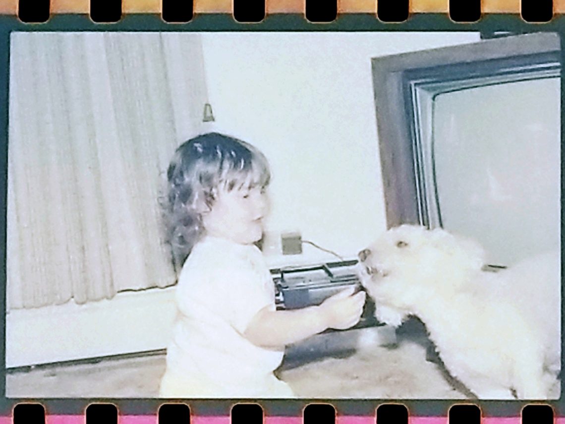 You Can Now Use Your Phone to Turn Old Negatives and Slides Into Photos